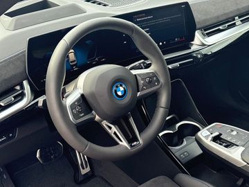 BMW iX1 xDrive30 M Sportpaket Head-Up HK HiFi DAB