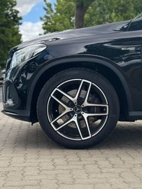 Mercedes GLE 43 AMG - 5