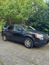 Chrysler Grand Voyager Touring 2.8 CRD Autom. Touring - Chrysler Grand Voyager von privat