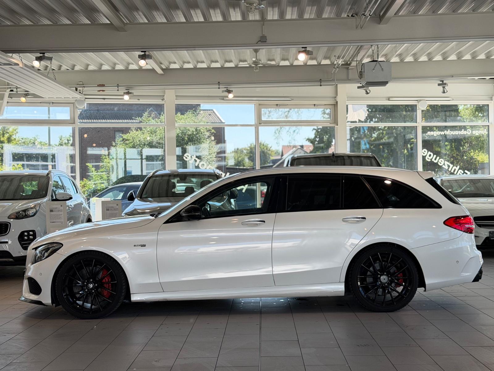 Mercedes-Benz C 43 AMG T 4MATIC*NAVI*360° *PANO *S-DACH *LED *