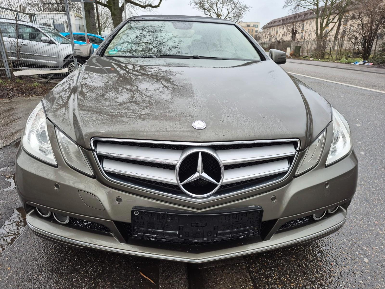 Mercedes-Benz E 200 E Cabrio BlueEffici TOP  ZUSTAND TÜV NEU