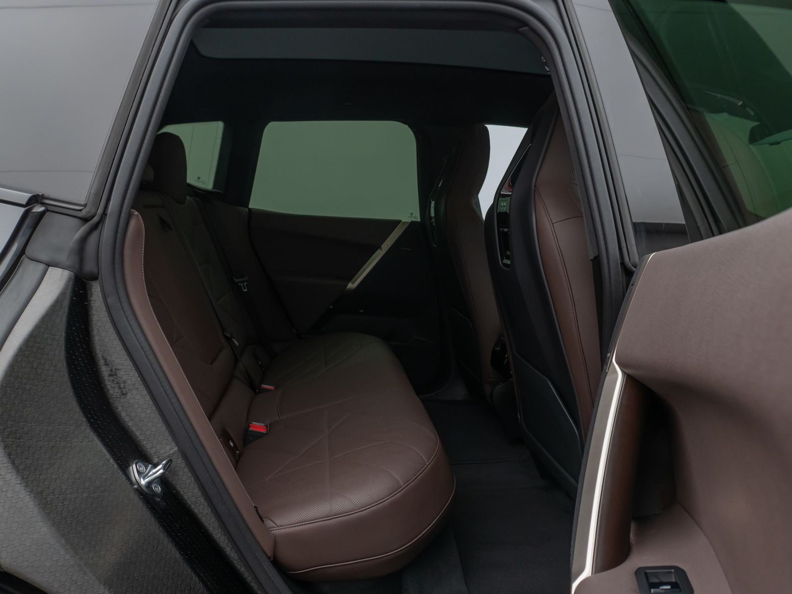 Fahrzeugabbildung BMW iX xD40 Sport DAB SoftClose SkyLounge H/K 21Zoll