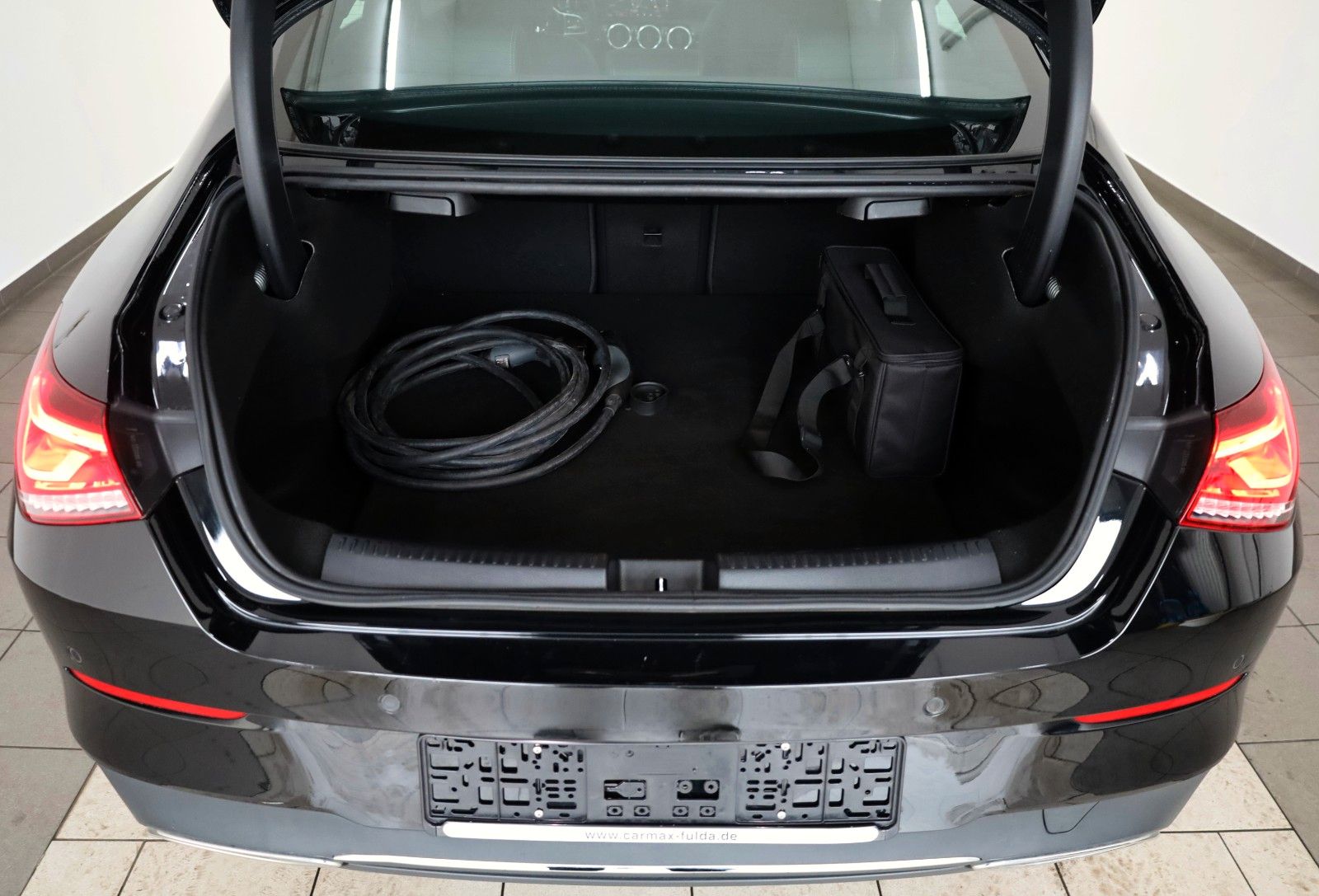 Fahrzeugabbildung Mercedes-Benz CLA 250e Coupe Progressive,T.Leder,Navi,Kamera