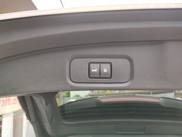 Bild 17 Nissan Qashqai Tekna MEV Xtronic AT AHK+KAMERA+SHZ+PDC+