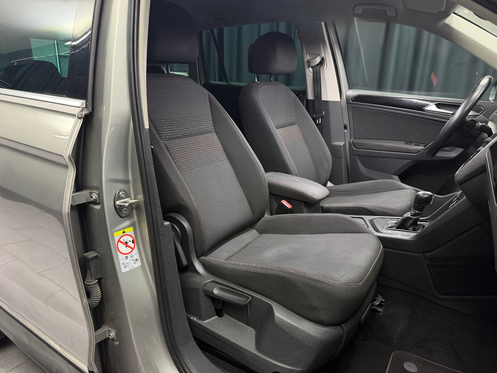 Fahrzeugabbildung Volkswagen Tiguan Sound |AUTOMATIK|DSG|PDC