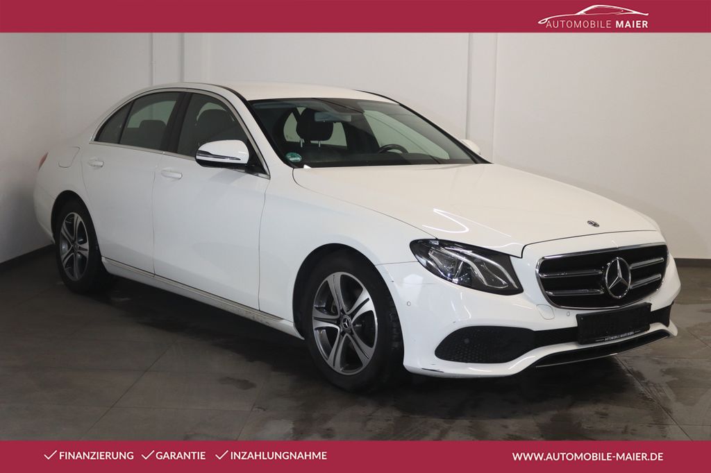 Image of Mercedes-Benz E 200