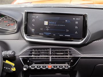 Peugeot 2008 - 8