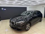 BMW Bmw 116d 5p. Sport AUTOMATICA FULL LED - BMW 116 mit Halbautomatikschaltung
