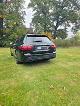 Mercedes-Benz C 300 d 4MATIC mit Neuer Inspektion  - Mercedes-Benz C 300: Matic