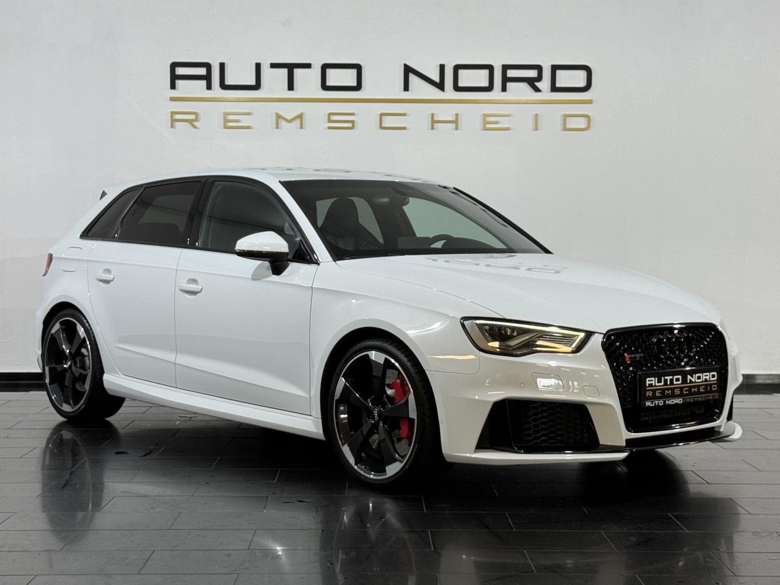 Audi RS3 2.5 TFSI q. *Schale*Carbon*B&O*S-AGA*Navi*