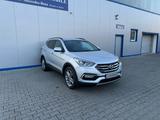 Hyundai Santa Fe 2,2 blue Premium 4WD LEDER 360° AHK KEY - Hyundai Gebrauchtwagen in Berlin