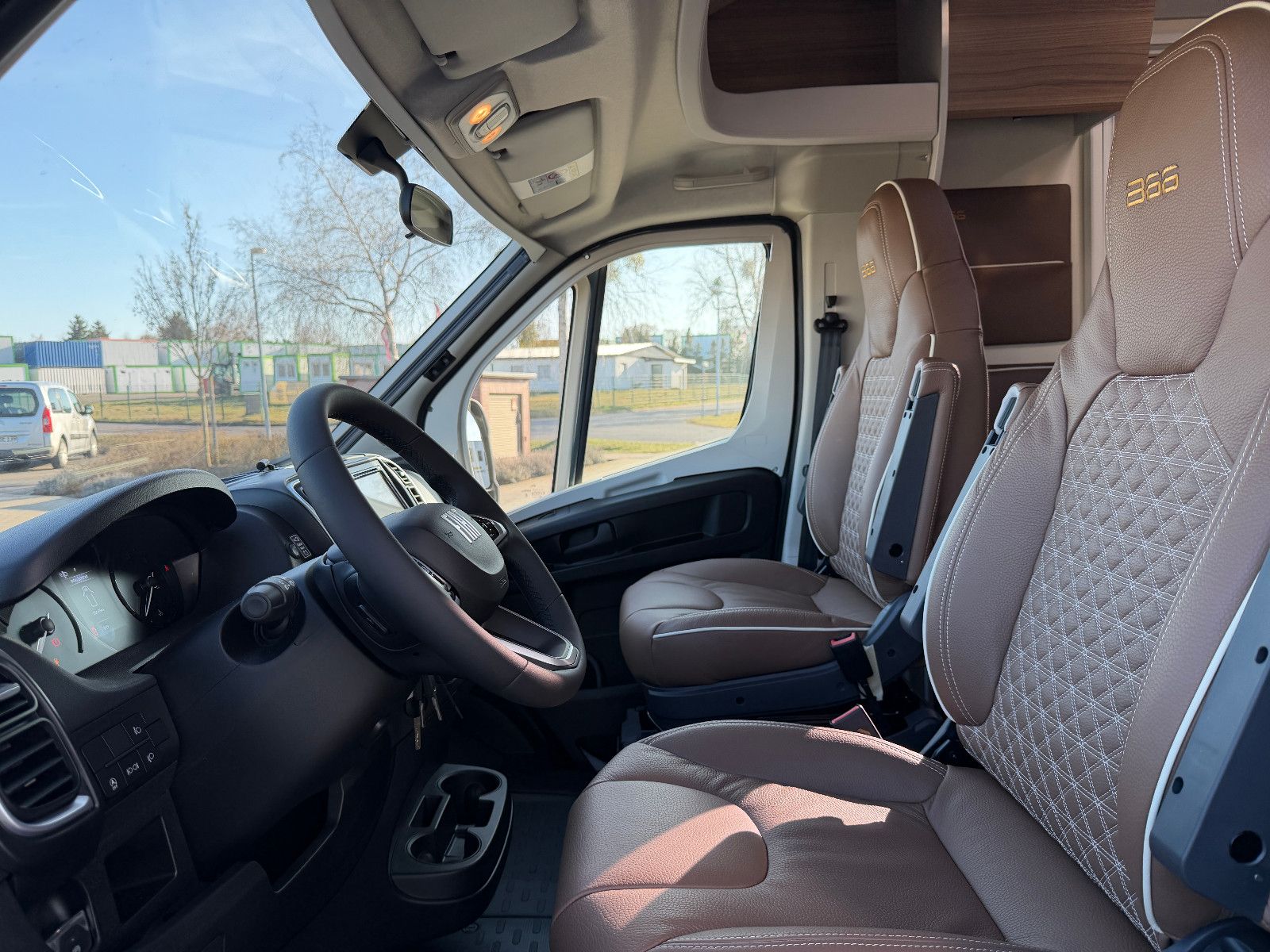 Fahrzeugabbildung Bürstner B66 TD 690