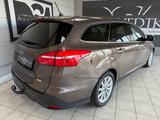 Ford Focus Turnier 1.5 Titanium/Navi/Sitzhz./AHK/TÜV - Ford Focus: Kombi, mit Anhängerkupplung