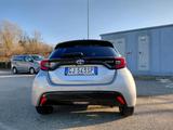 Toyota Yaris 1.5-l-VVT-i Hybrid CVT Luxe Luxe - Toyota Yaris: Schiebedach