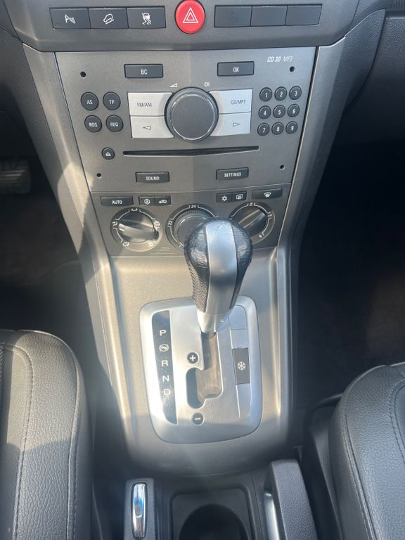 Opel Antara Cosmo 4x4 AUTOMATIK Opel Antara Cosmo 4x4 AUTOMATIK