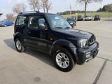 Suzuki Jimny 4x4 - Suzuki Jimny: Schwarz
