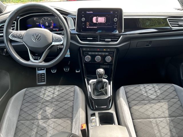 Fahrzeugabbildung Volkswagen T-Roc 1.0 TSI R-LINE LED-PLUS APP-CONNECT KLIMA