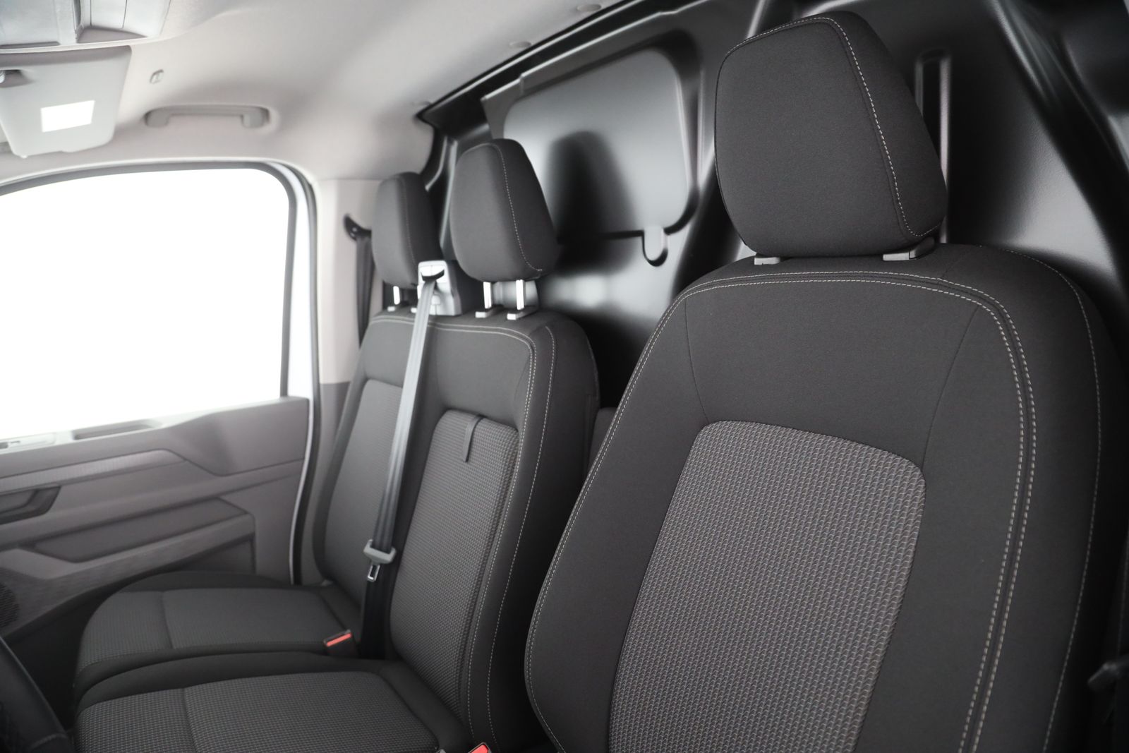 Volkswagen T7 Transporter - Bild 12