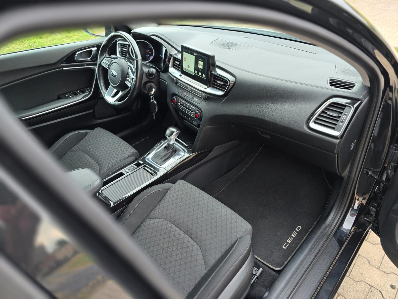 Kia Ceed Vision Automatik LED Alu Kamera Navi