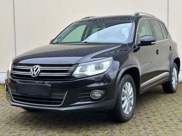 Volkswagen Tiguan 4Motion 2.0| 1 Hand | Pano | AHK | Kamera