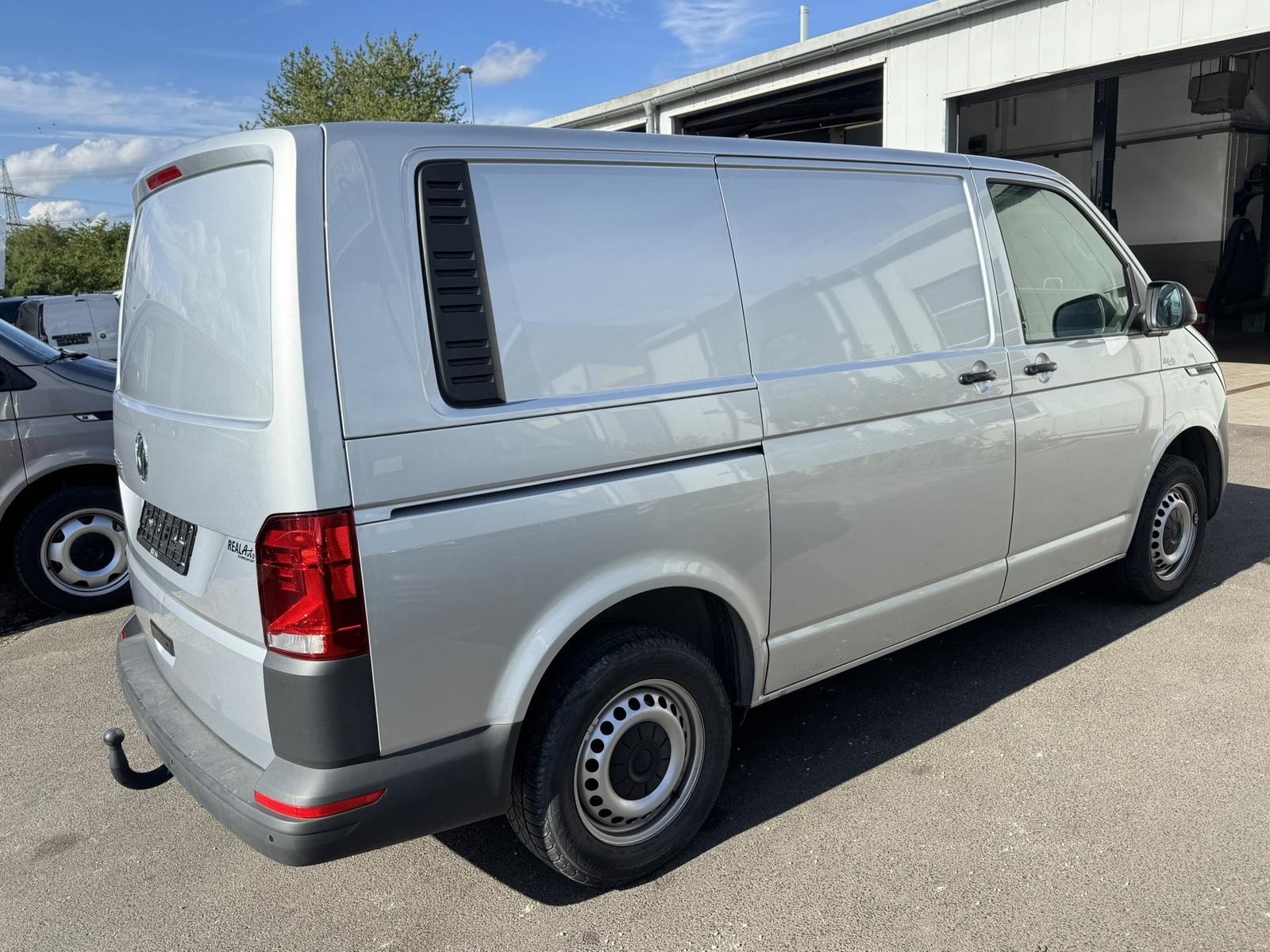 Volkswagen T6 Transporter 6.1 Kasten DSG AHK*NAVI*PDC*MFL