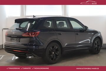 Volkswagen Touareg - 2