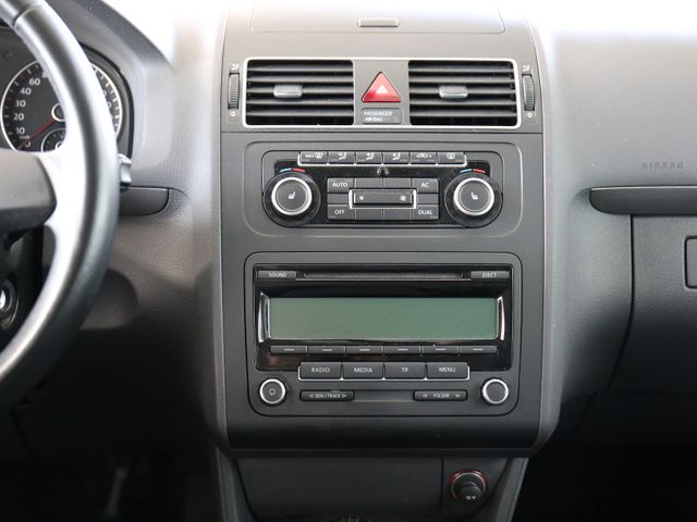 Volkswagen Touran 1.4TSI COMFORTLINE CLIMATRONIC PDC 1.HAND