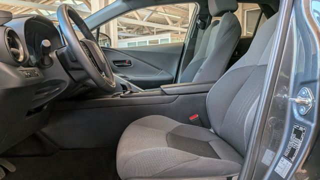 Fahrzeugabbildung Toyota C-HR 1.8 FWD Team Deutschland KlimaA,Navi,SHZ