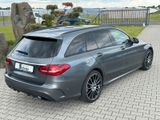 Mercedes-Benz C300 T d 4Matic AMG LED KAMERA SHZ STANDHZG AHK - Mercedes-Benz C 300 mit Diesel-Antrieb