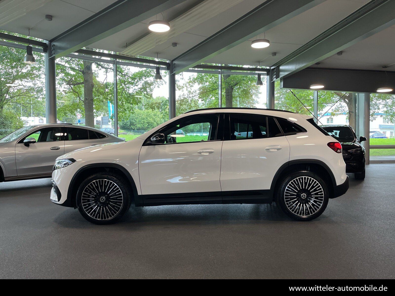 Mercedes-Benz EQA 350 4M AMG Line LED AHK PANO Night Burmester foto 13