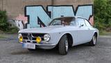 Alfa Romeo GT 1300 Bertone - Alfa Romeo: Bertone