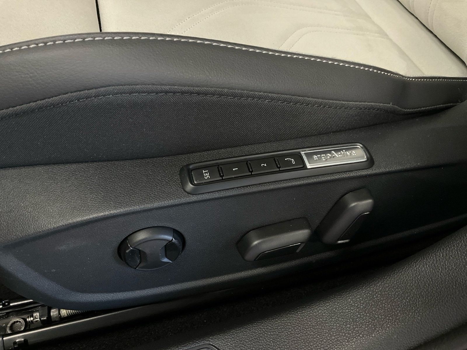Volkswagen Golf - Bild 21