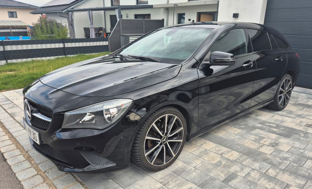 Image of Mercedes-Benz CLA 180 Shooting Brake