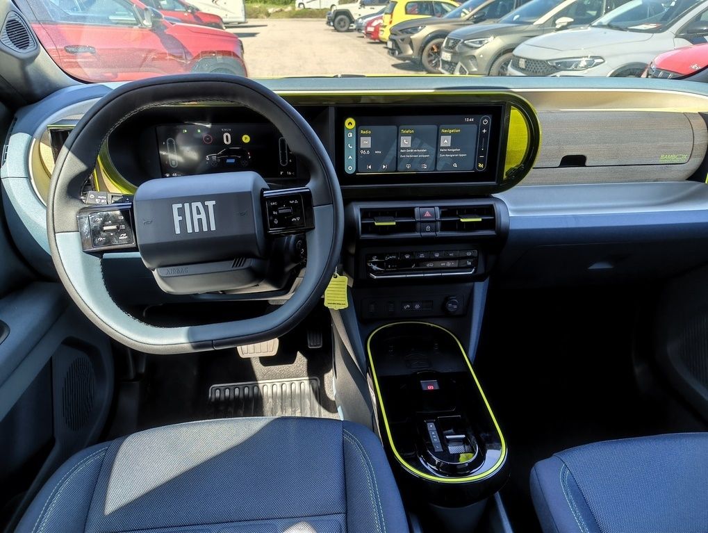 Fahrzeugabbildung Fiat Grande Panda LA PRIMA Hybrid 1.2 eDCT