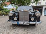Mercedes-Benz 220 a Ponton Sechzylinder - Mercedes-Benz 220: Ponton 220s