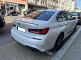 BMW 320i M Sport Automatik M Sport - BMW 320 Gebrauchtwagen in Düsseldorf