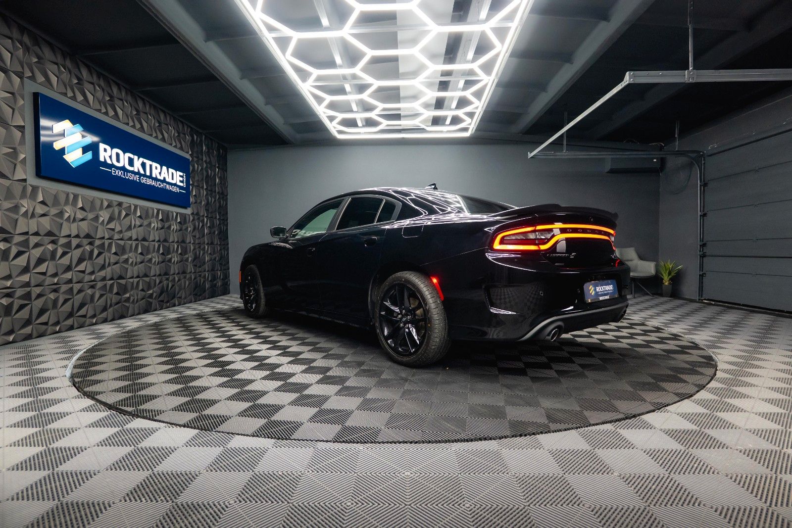 Fahrzeugabbildung Dodge Charger 3.6 4x4 GT Performance FULL Options 19%
