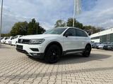 Volkswagen Tiguan 2.0 TDI 4Motion OFFROAD *LED Navi AHK SHZ - Volkswagen Tiguan OFFROAD mit Diesel-Antrieb
