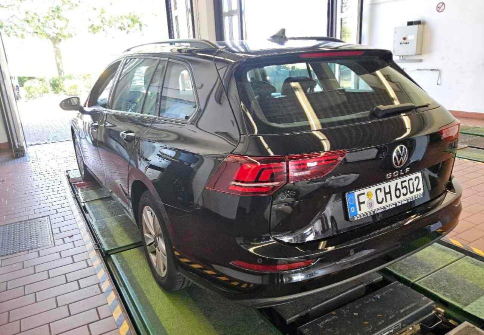 Volkswagen Golf VIII V 2.0d AT7 Life ACC/NAVI/VIRTU/HUD/AHK, миниатюра 5