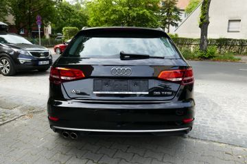Fahrzeugabbildung Audi A3 Sportback 35 TFSI sport, Bi-Xenon