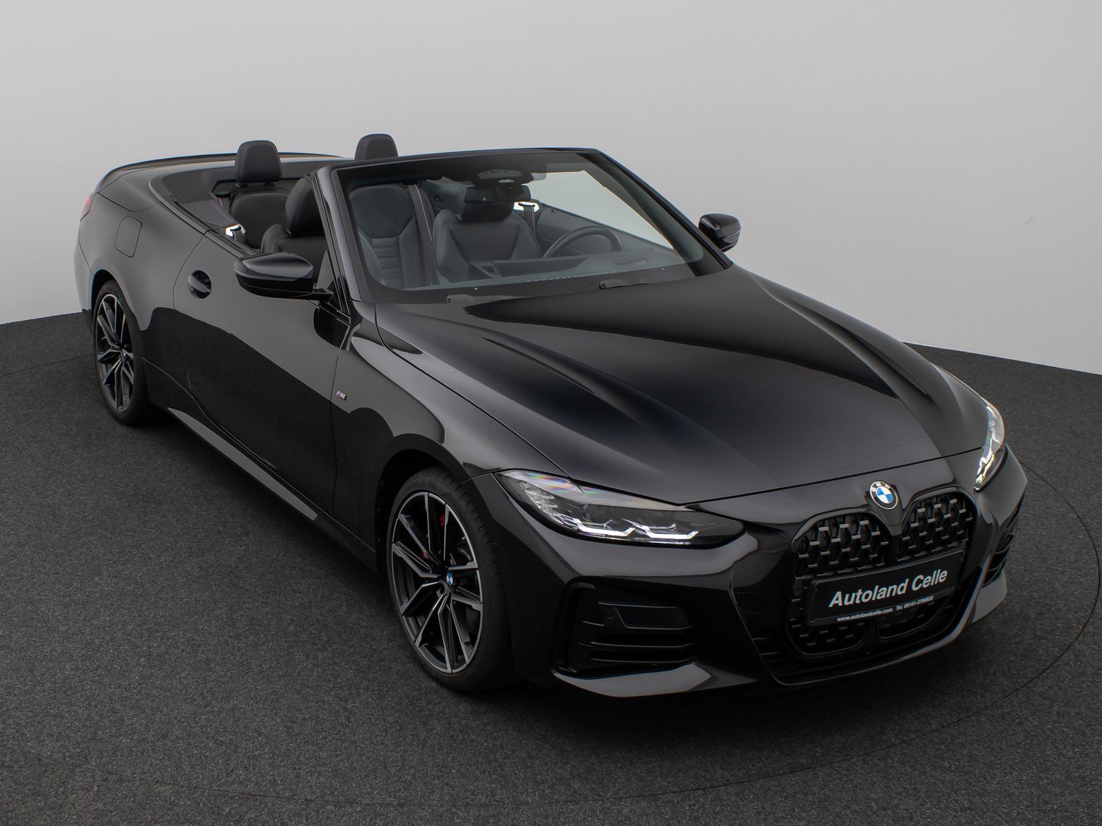 Fahrzeugabbildung BMW M440i xD Cabrio DAB Kamera HUD ACC H/K 19Zoll
