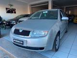 Skoda Fabia 1.4 16V/75 CV cat 5 porte Comfort - Skoda Fabia Comfort mit Benzin-Antrieb