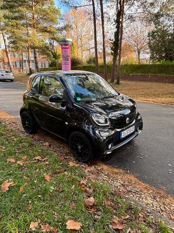 Smart ForTwo Coupe 66kW Automatik Panorama Navi 1.Hand