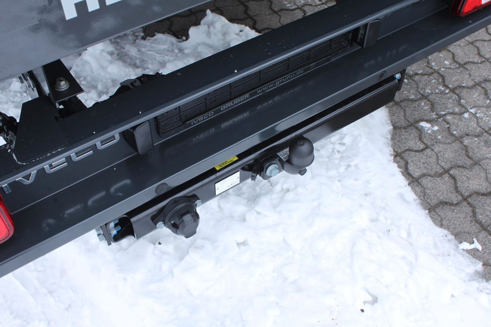 Fahrzeugabbildung Iveco Daily Kipper 3,5 Ton AHK;FS-Vorbereitung