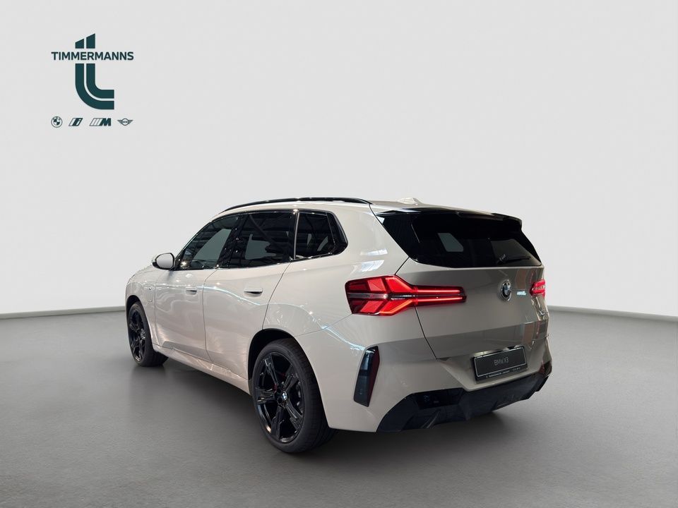 BMW X3 xDrive30e AT M Sportpaket Panorama Klimaaut. imagem 3