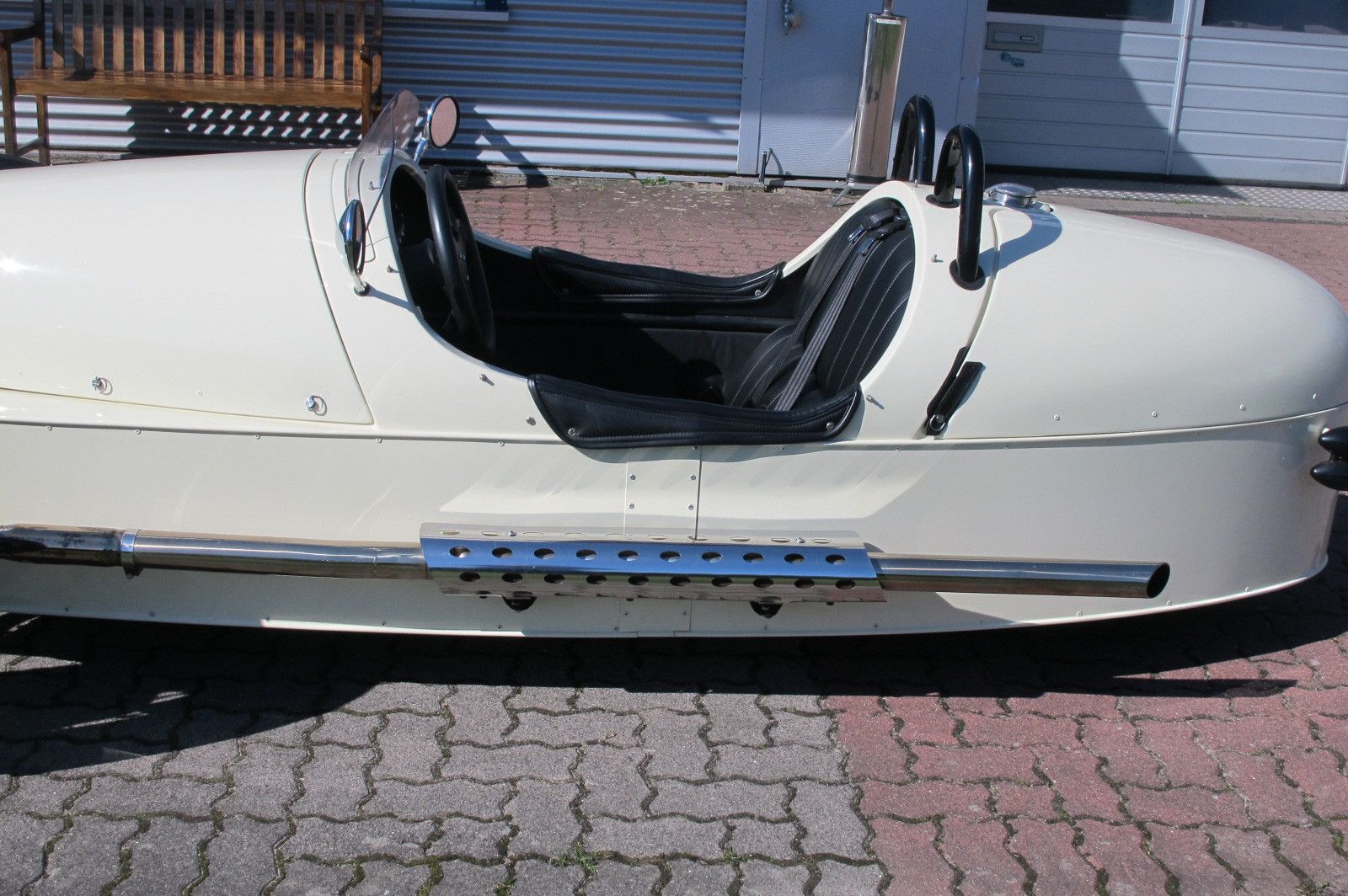 Fahrzeugabbildung Morgan 3 Wheeler Langversion bis 1,98m 1 von10 weltweit
