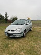 Renault Scenic - gebrauchte Renault Scenic aus dem Jahr 2000