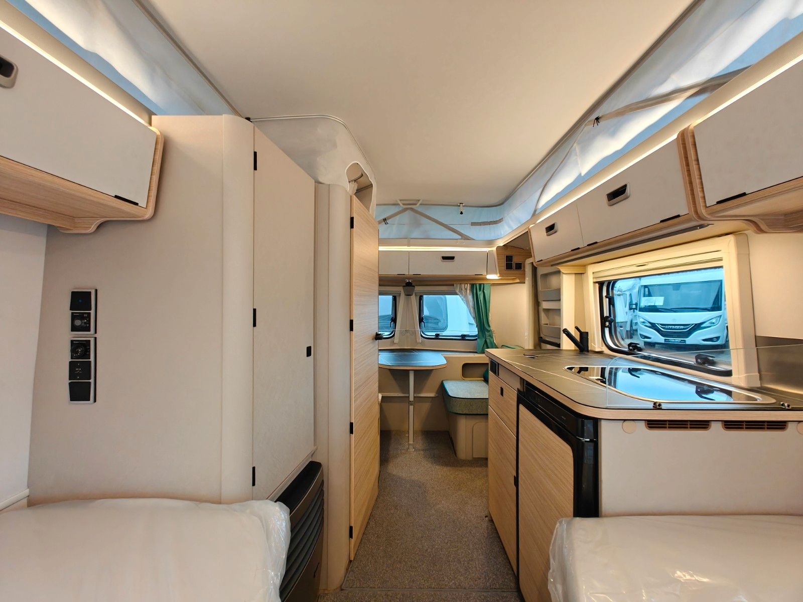 Fahrzeugabbildung HYMER / ERIBA / HYMERCAR Touring 542 Harbour Blue - SUMMER-SALE -