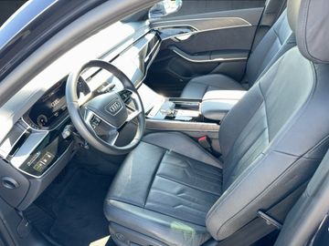 Audi A8 - 10