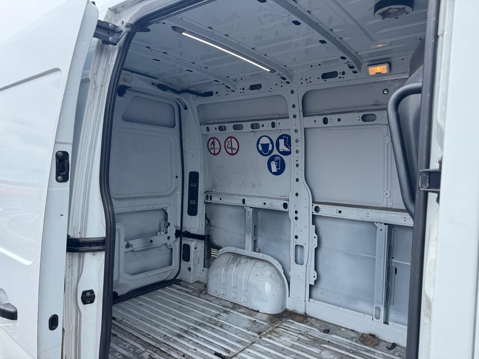 Fahrzeugabbildung Renault Master III Kasten L1H2 HKa 3,5t 1.HAND/KLIMA/